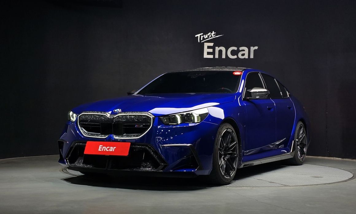 BMW M5 2025