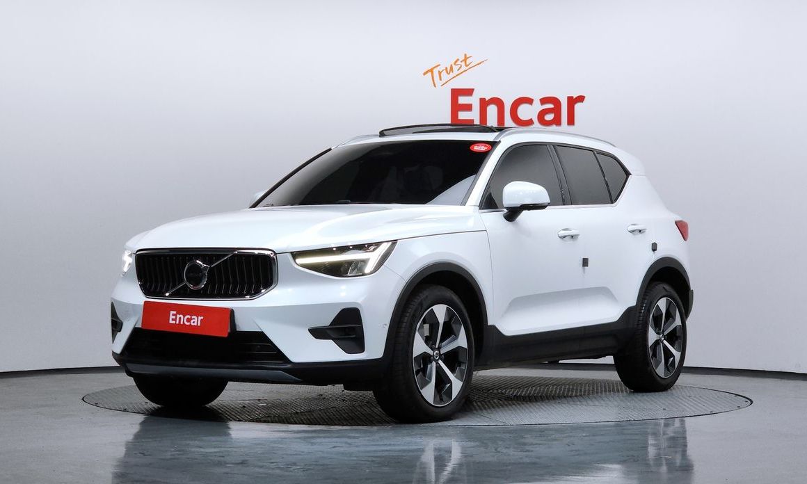 Volvo XC40 2023
