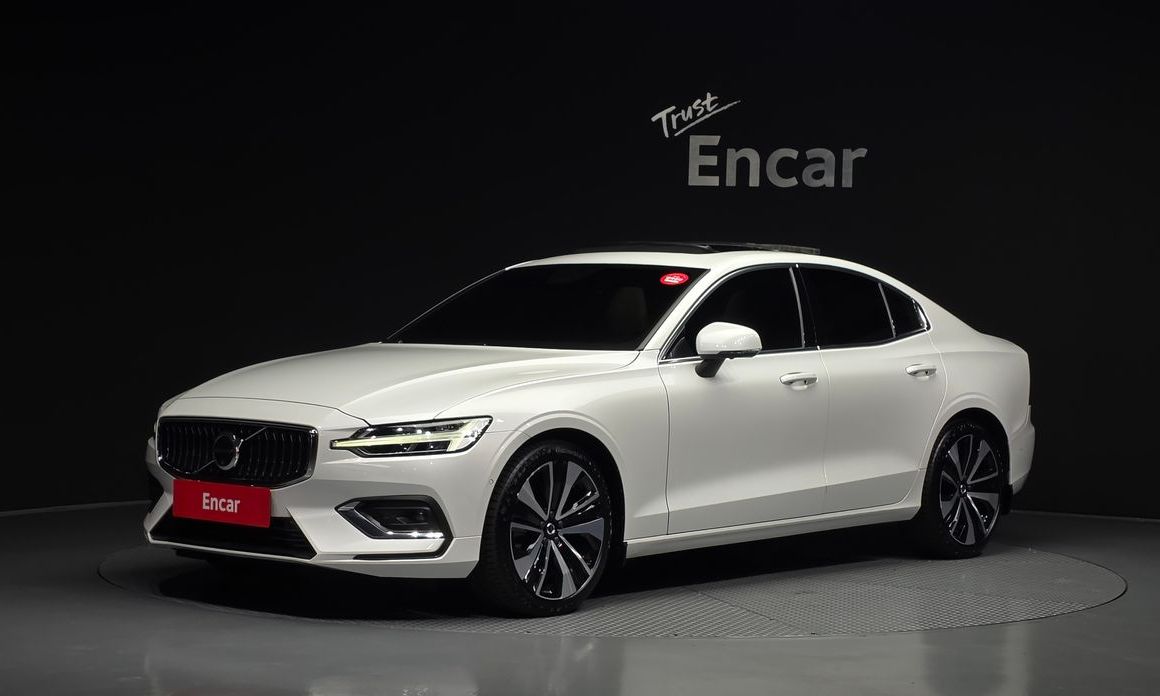 Volvo S60 2024