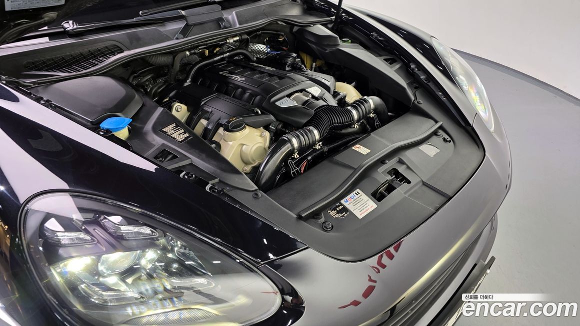 Porsche Cayenne 2011