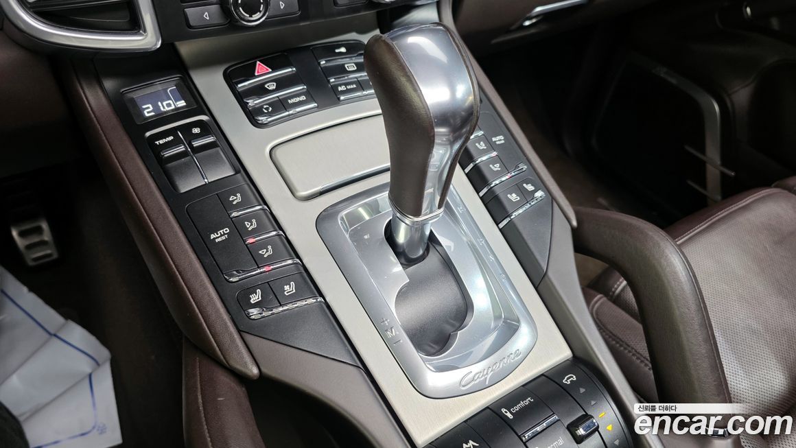 Porsche Cayenne 2011