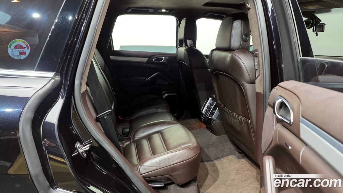 Porsche Cayenne 2011