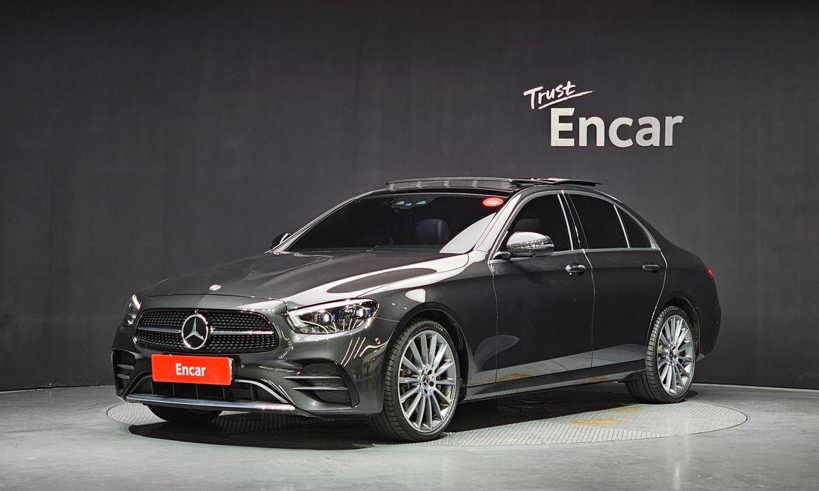 Mercedes-Benz E-Class 2021