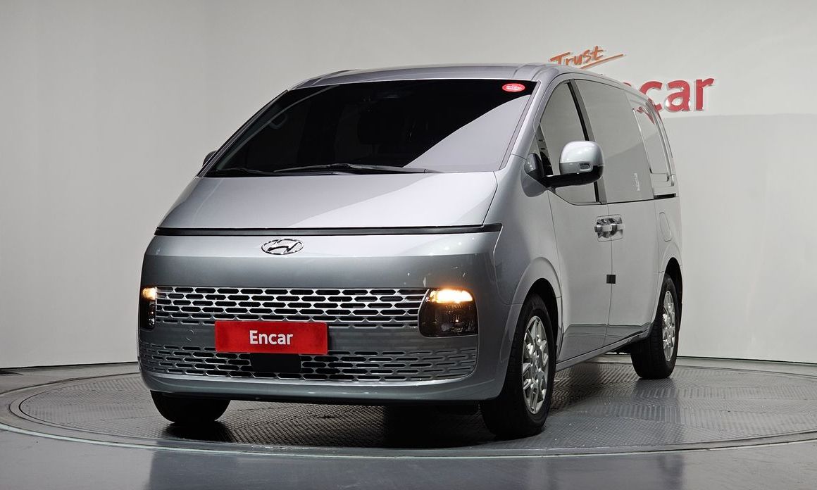 Hyundai Staria 2024