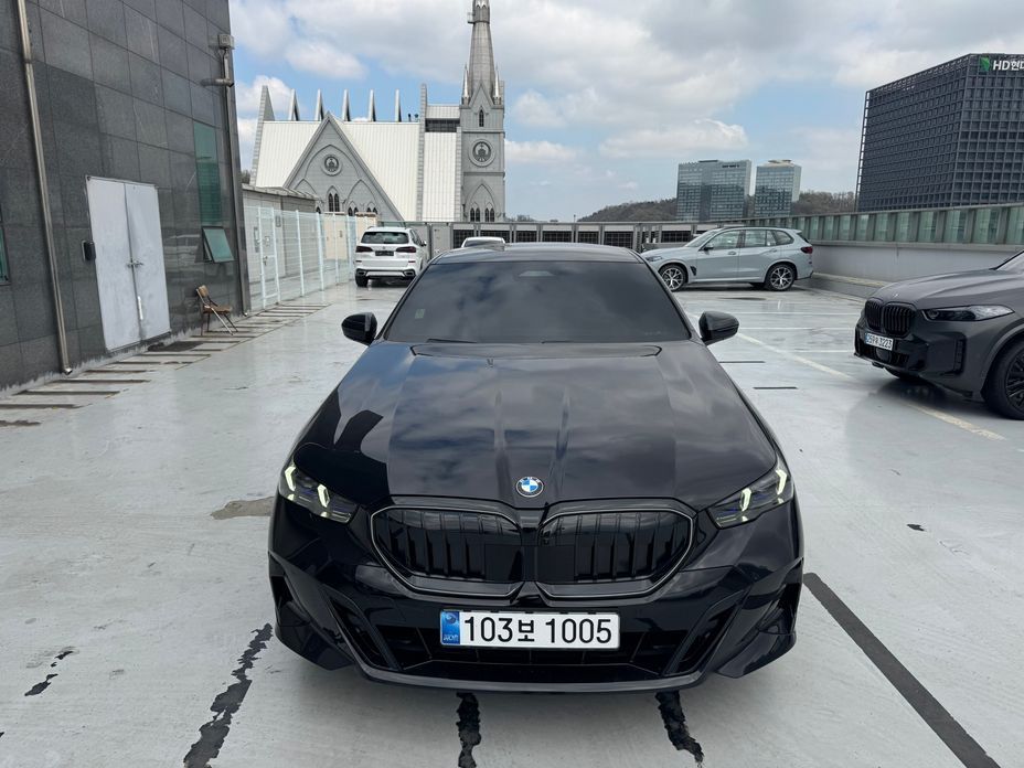 BMW 5-Series 2026