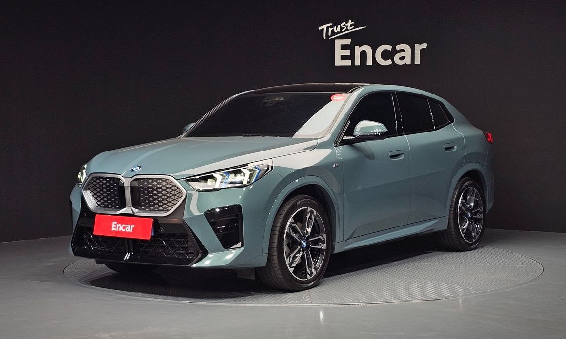 BMW iX2 2024