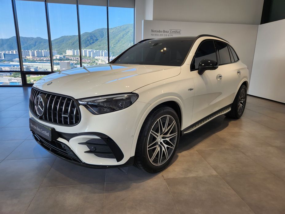 Mercedes-Benz GLC-Class 2025