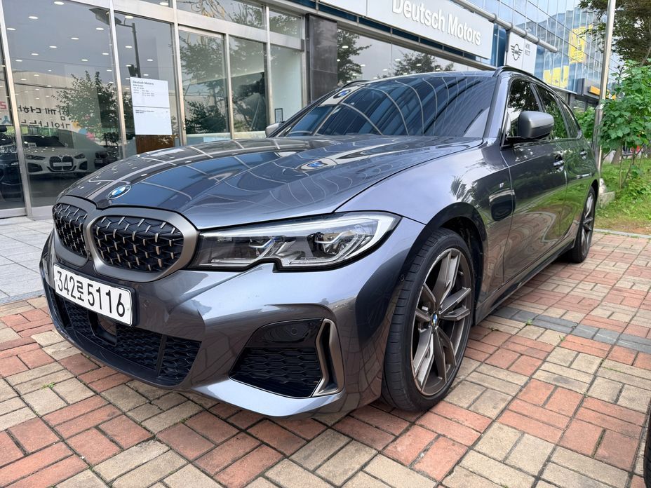 BMW 3-Series 2021