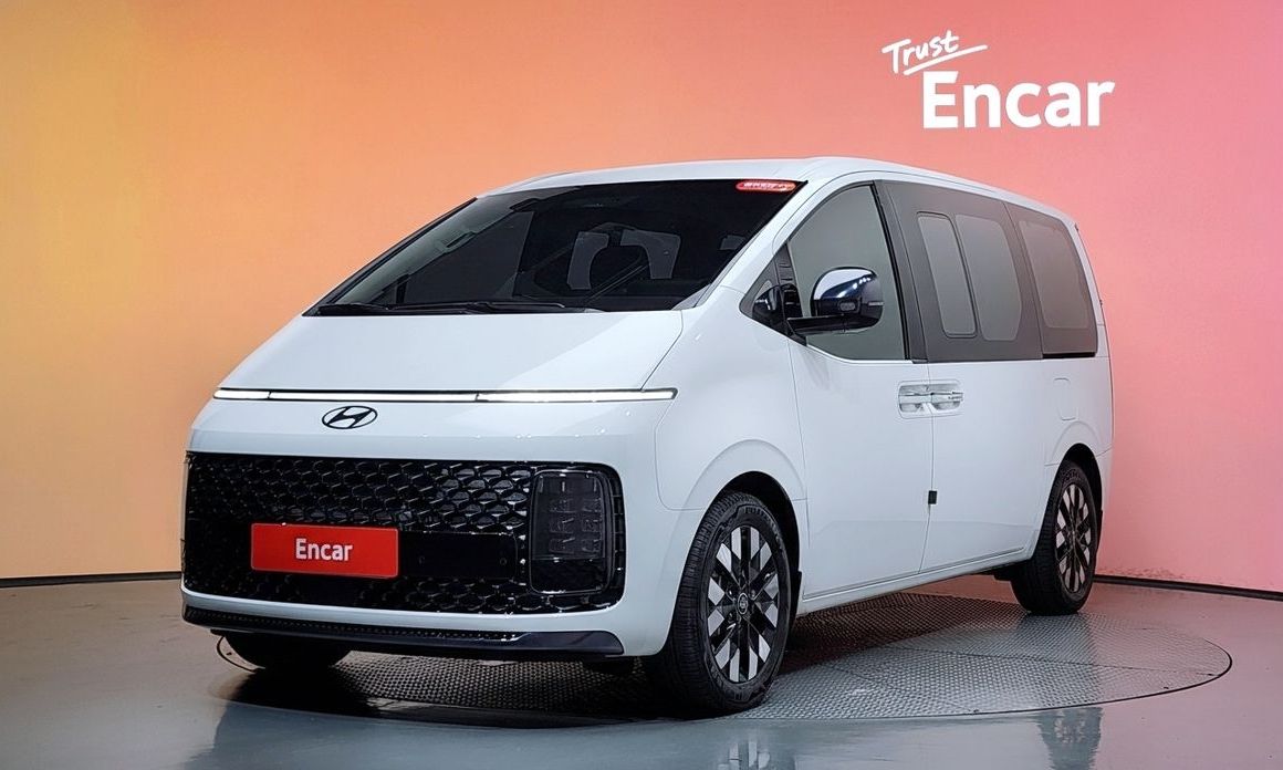 Hyundai Staria 2025