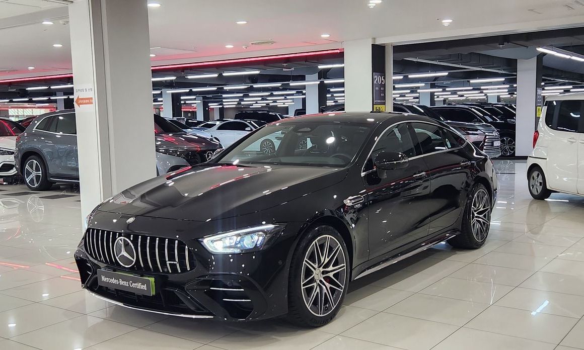 Mercedes-Benz AMG GT 2025