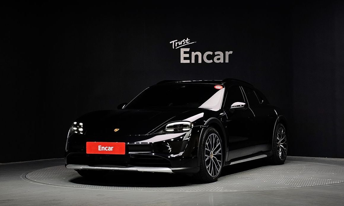 Porsche Taycan 2024