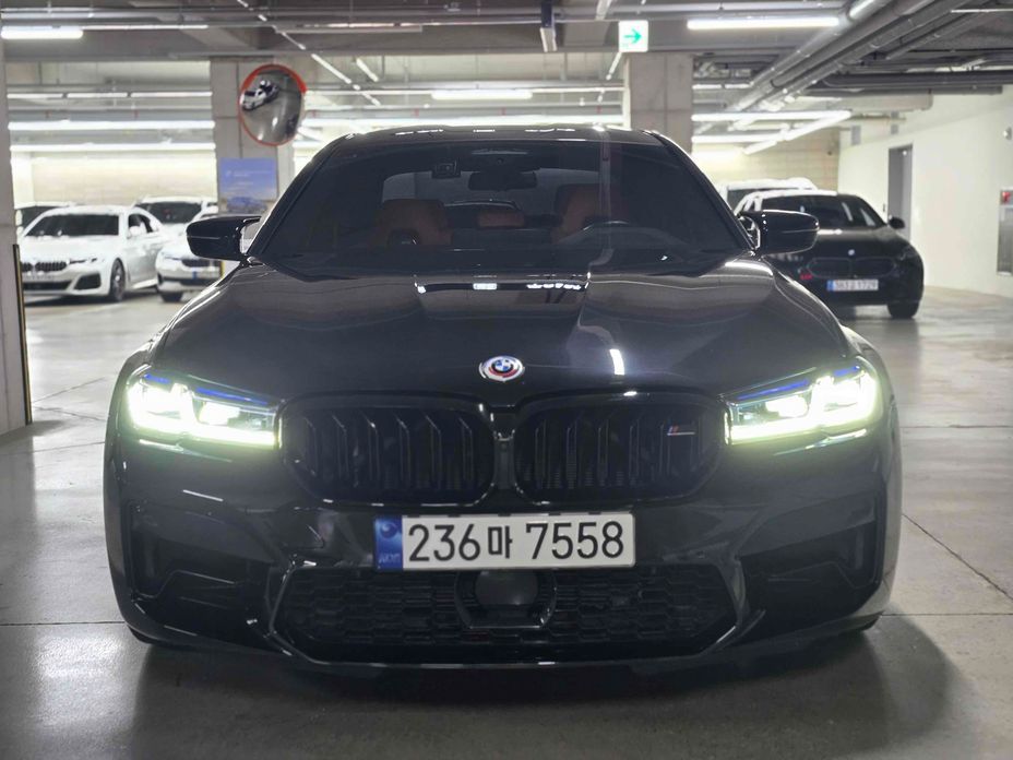 BMW M5 2023