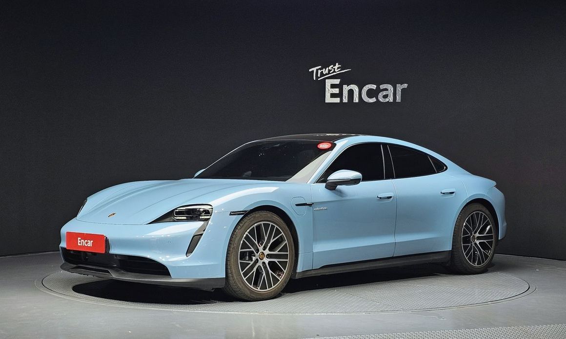 Porsche Taycan 2024