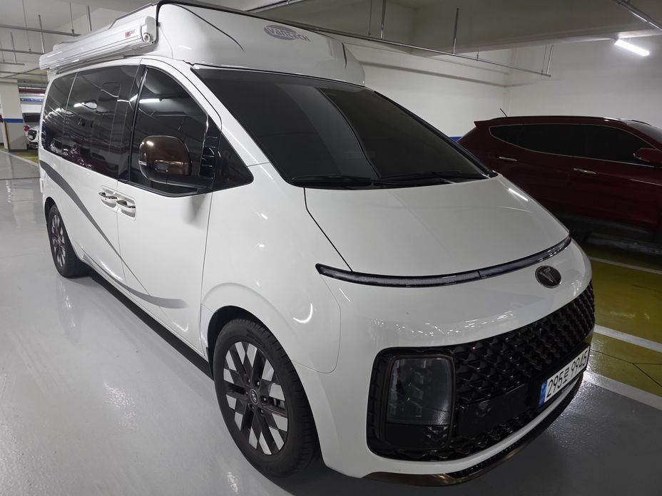 Hyundai Staria 2023