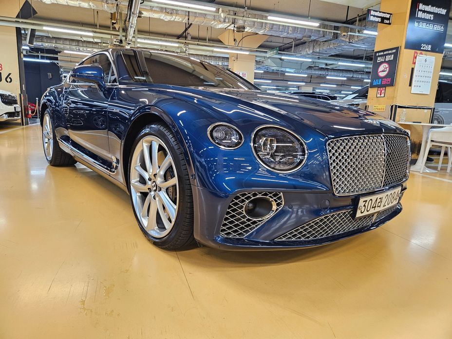 Bentley Continental 2023