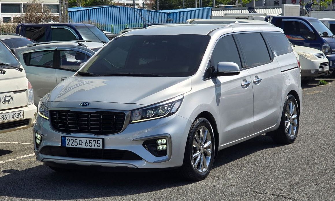 Kia Canival 2020