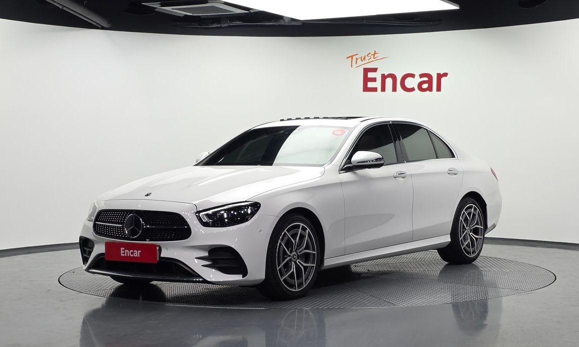 Mercedes-Benz E-Class 2021