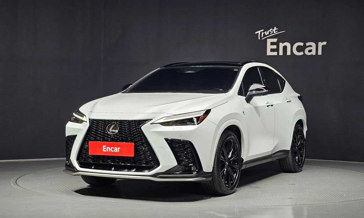 Lexus NX 2025