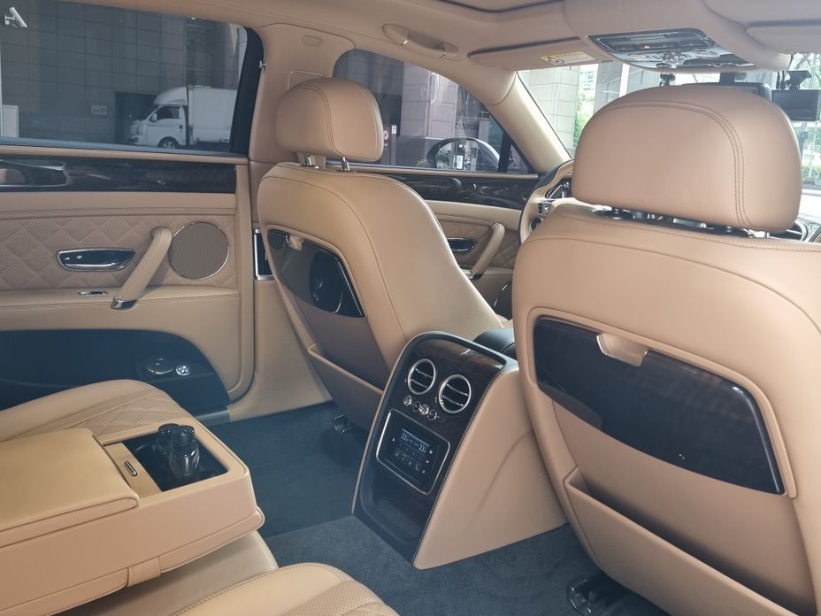 Bentley Flying Spur 2018