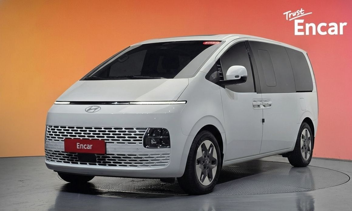 Hyundai Staria 2025