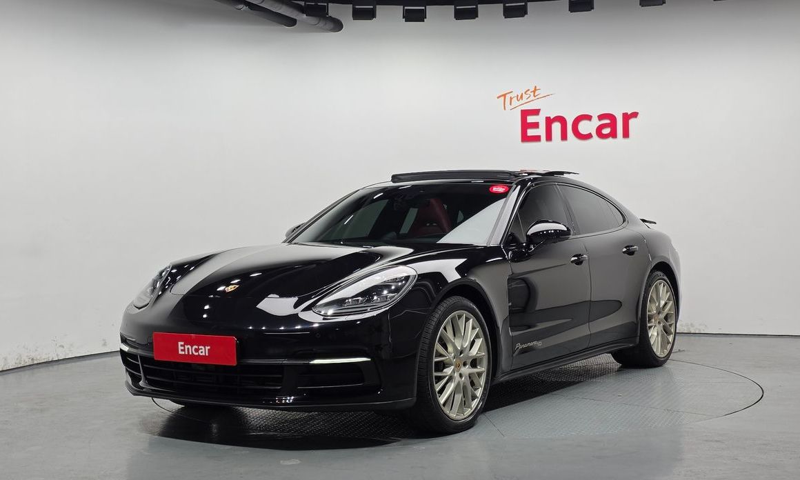 Porsche Panamera 2020