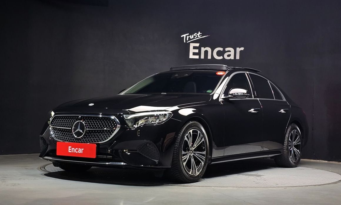 Mercedes-Benz E-Class 2025