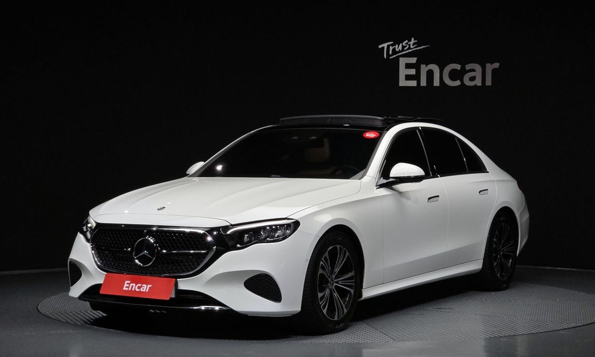Mercedes-Benz E-Class 2025