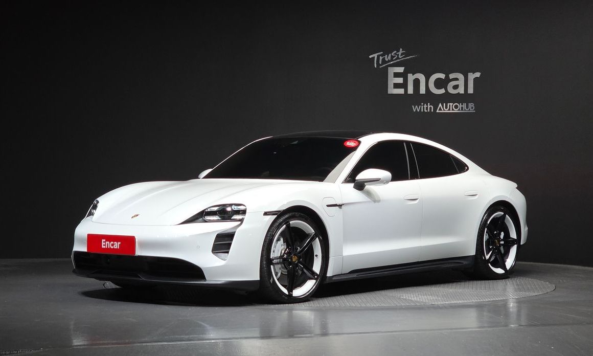 Porsche Taycan 2023