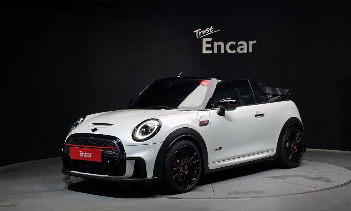 Mini Cooper Convertible 2024
