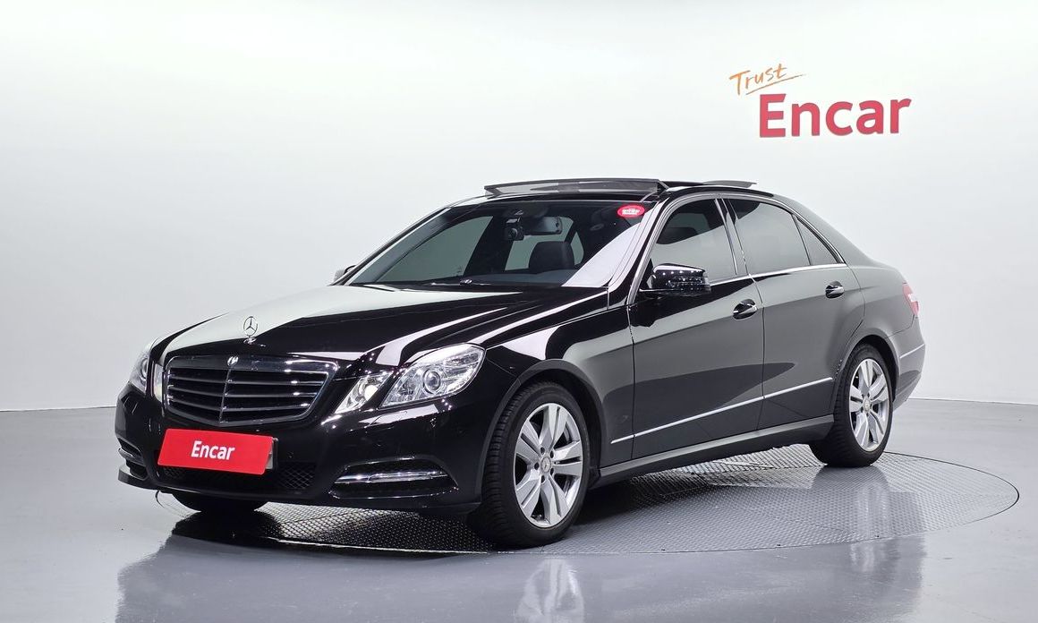 Mercedes-Benz E-Class 2011