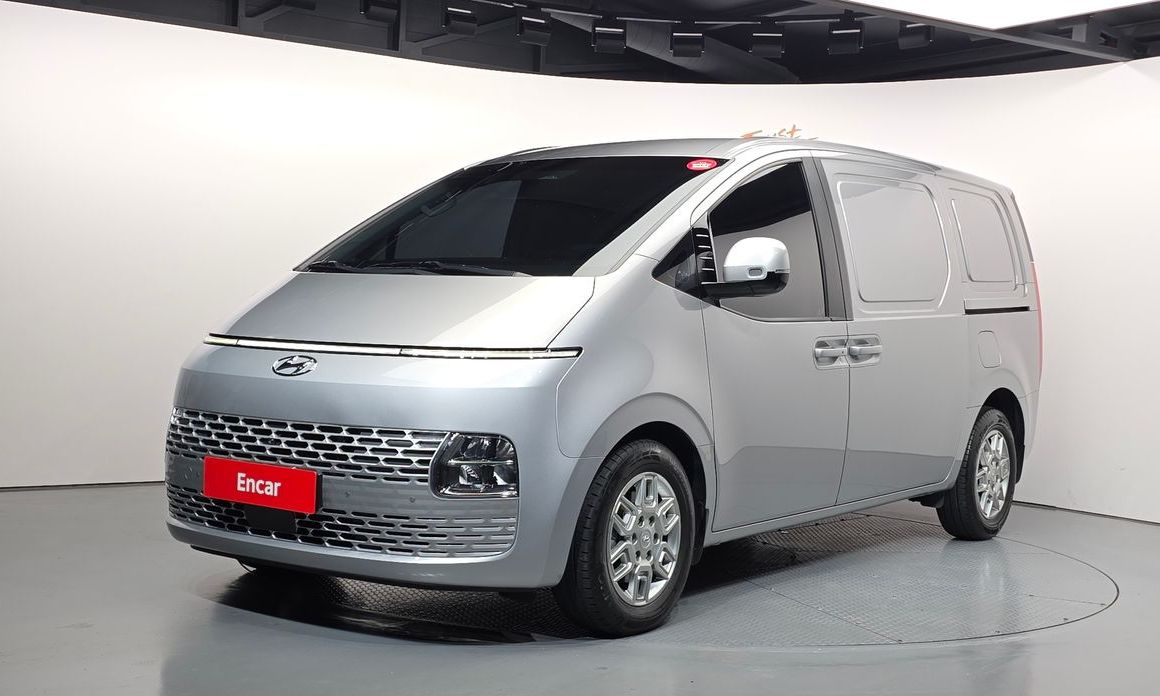 Hyundai Staria 2024