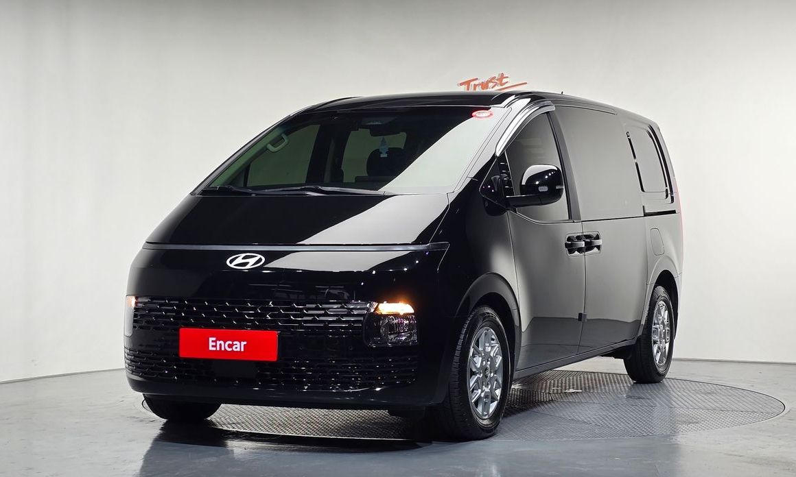 Hyundai Staria 2025