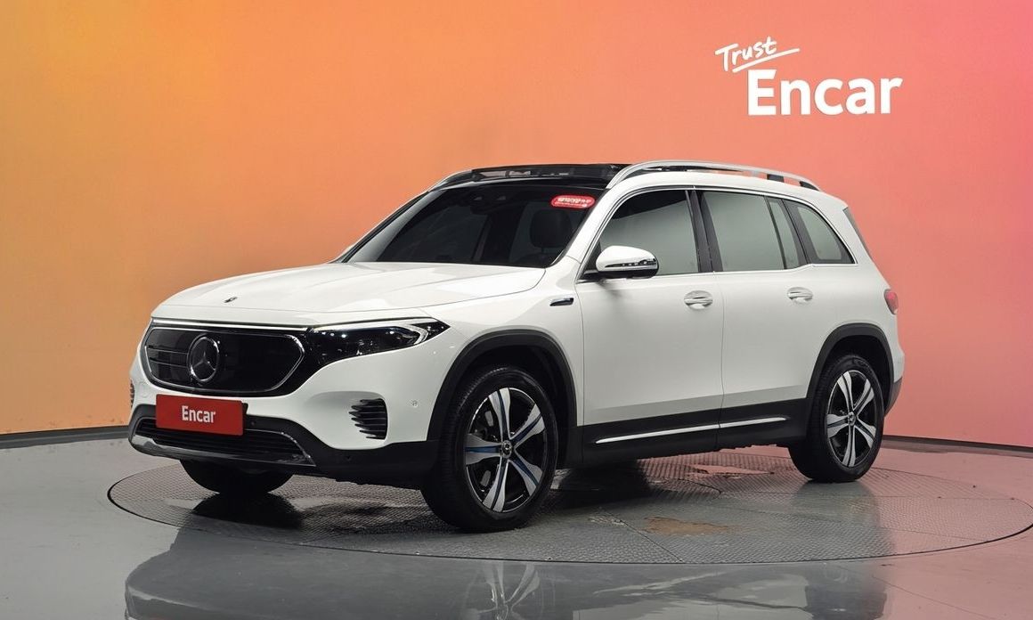 Mercedes-Benz EQB 2022