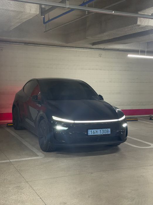 Tesla Model Y 2026