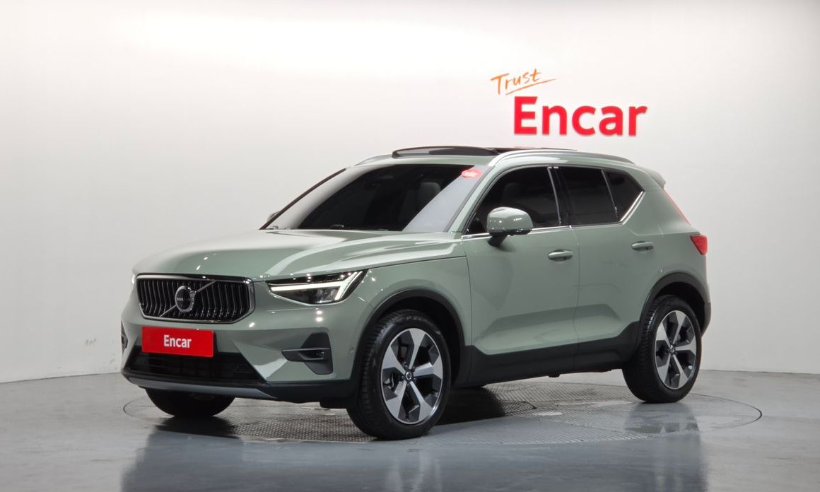 Volvo XC40 2023