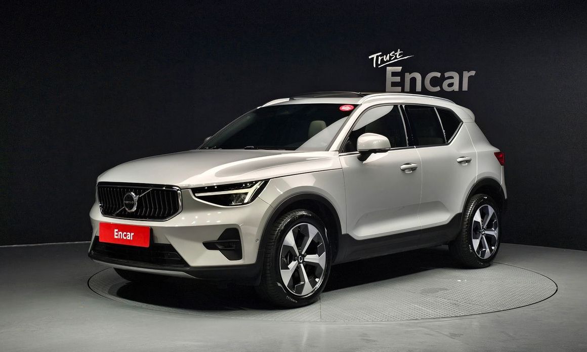 Volvo XC40 2023