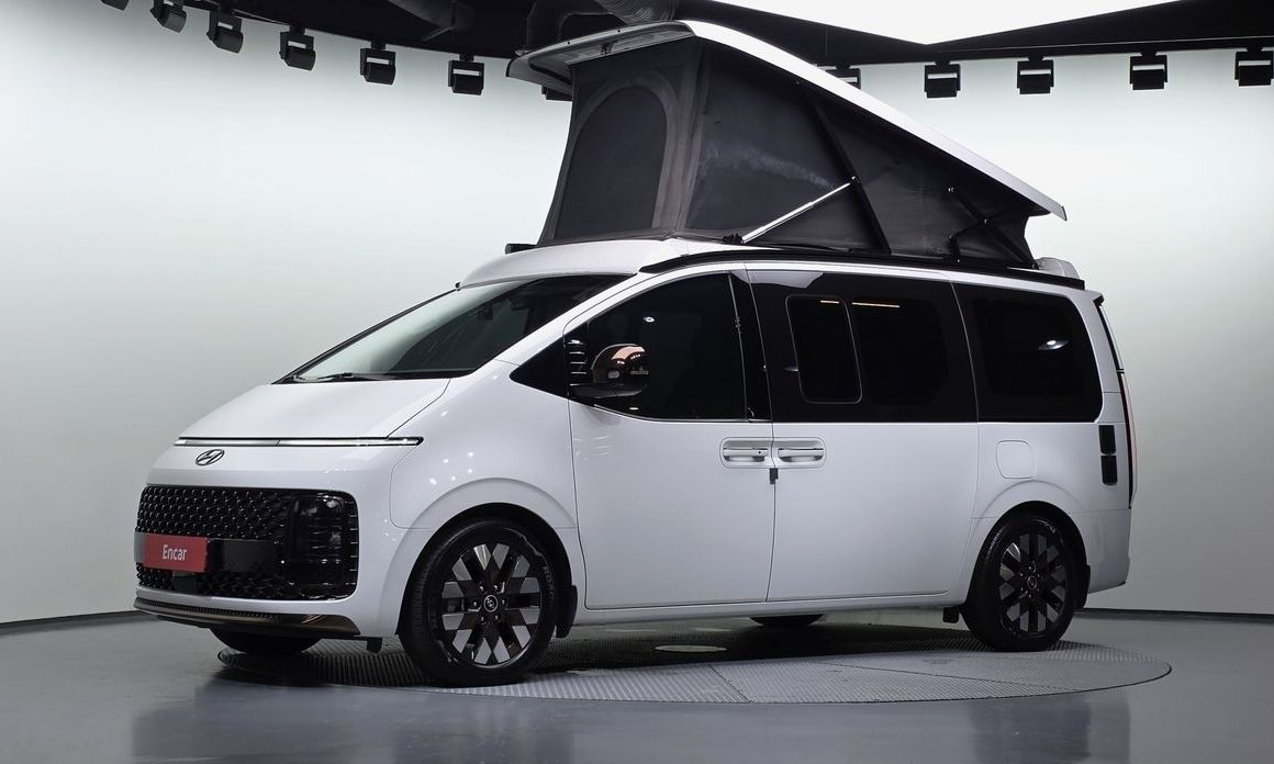 Hyundai Staria 2024