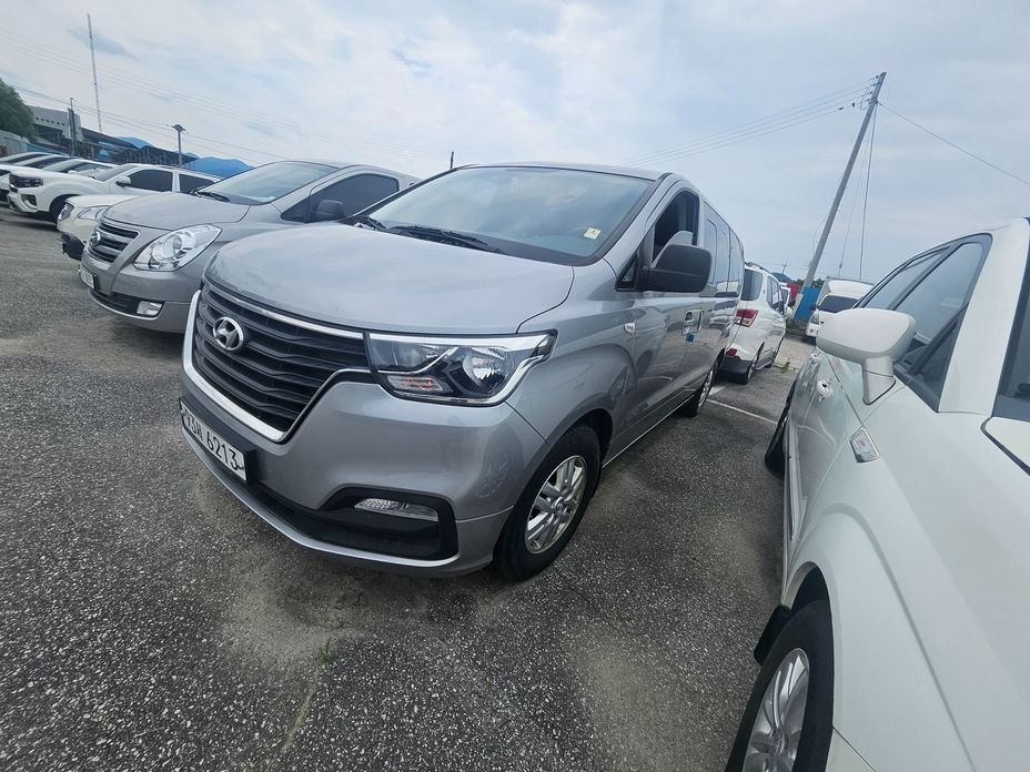 Hyundai Starex 2019