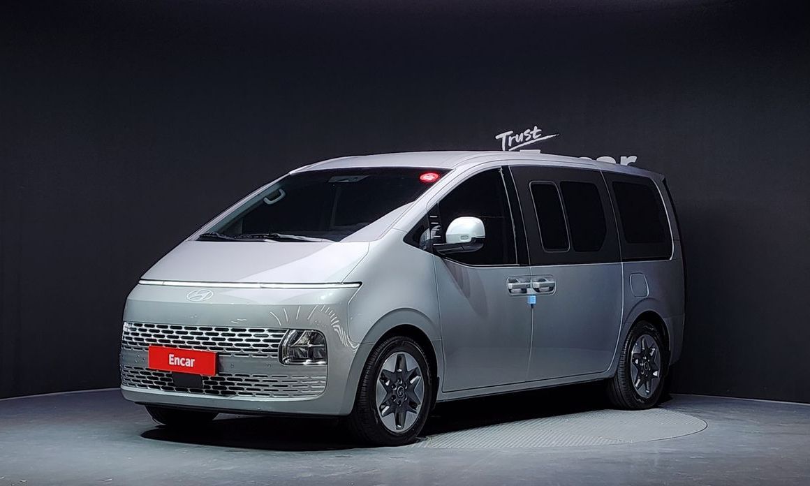 Hyundai Staria 2025
