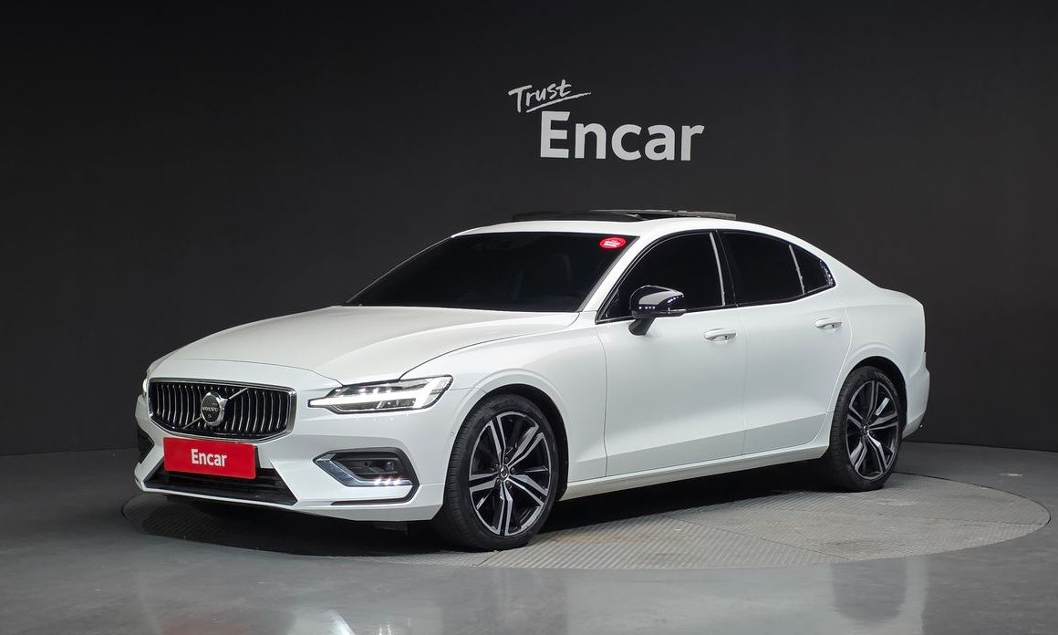Volvo S60 2022
