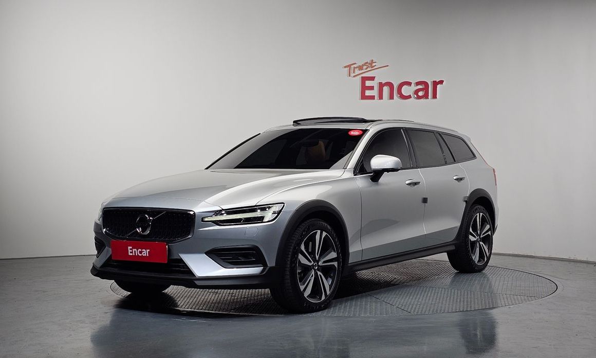 Volvo V60 2021