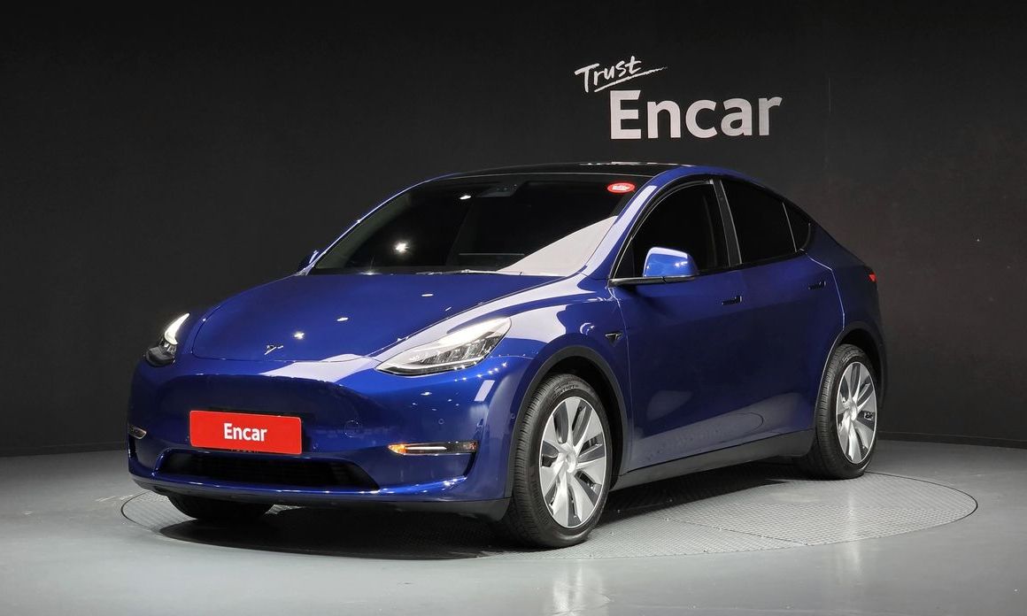 Tesla Model Y 2021