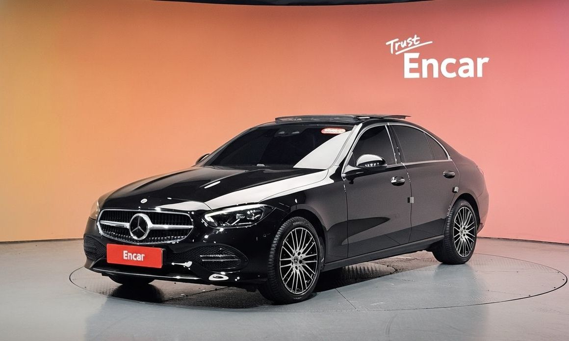 Mercedes-Benz C-Class 2024