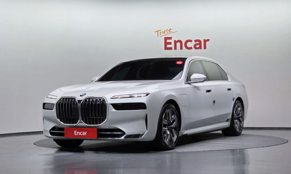 BMW 7-Series 2023