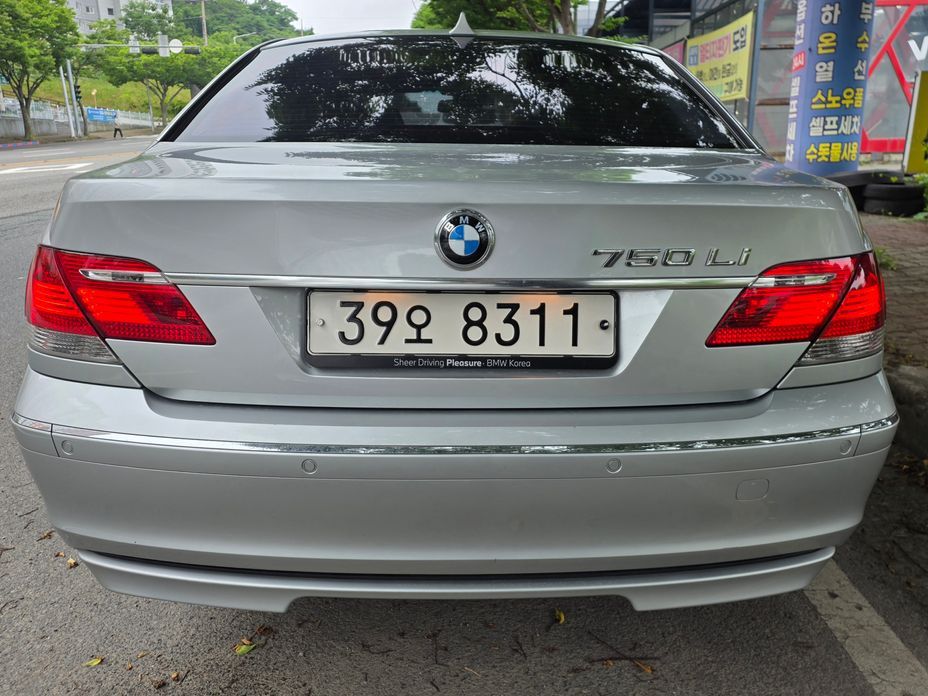 BMW 7-Series 2007