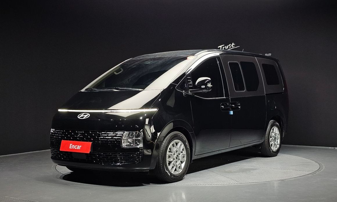 Hyundai Staria 2025
