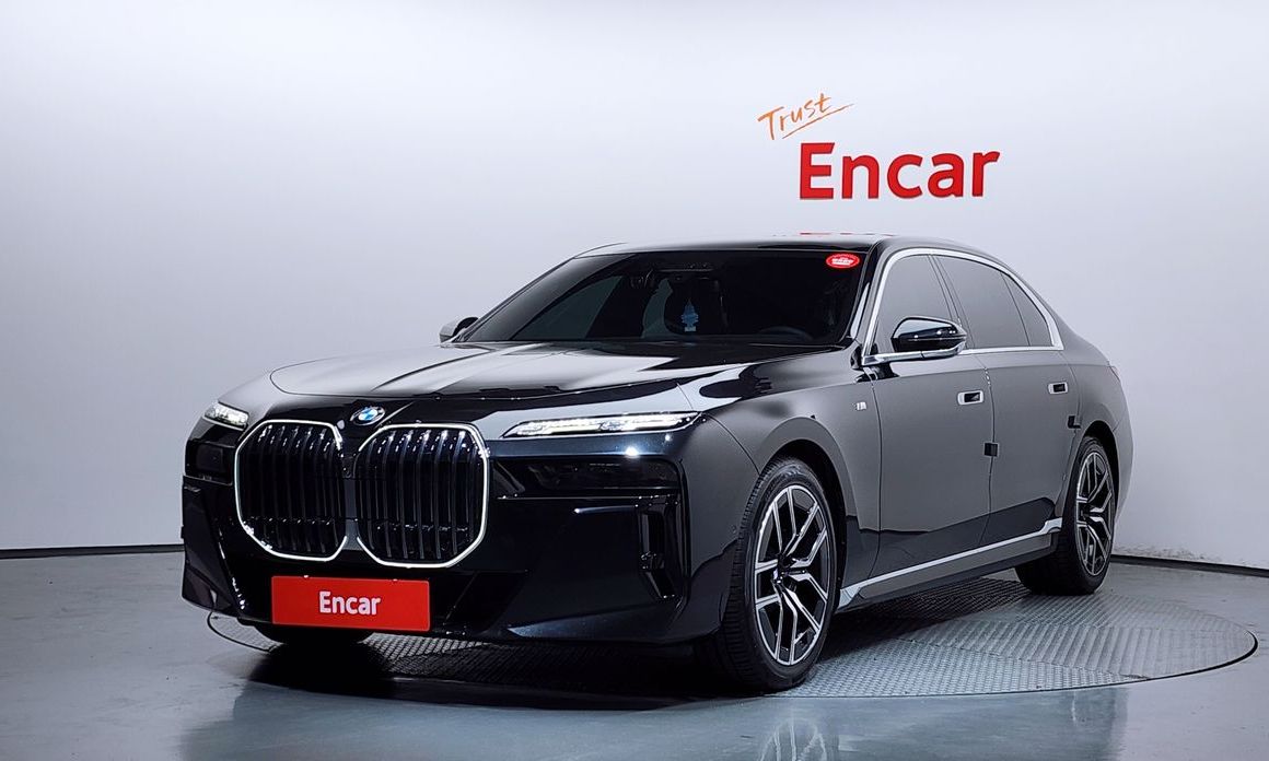 BMW 7-Series 2023