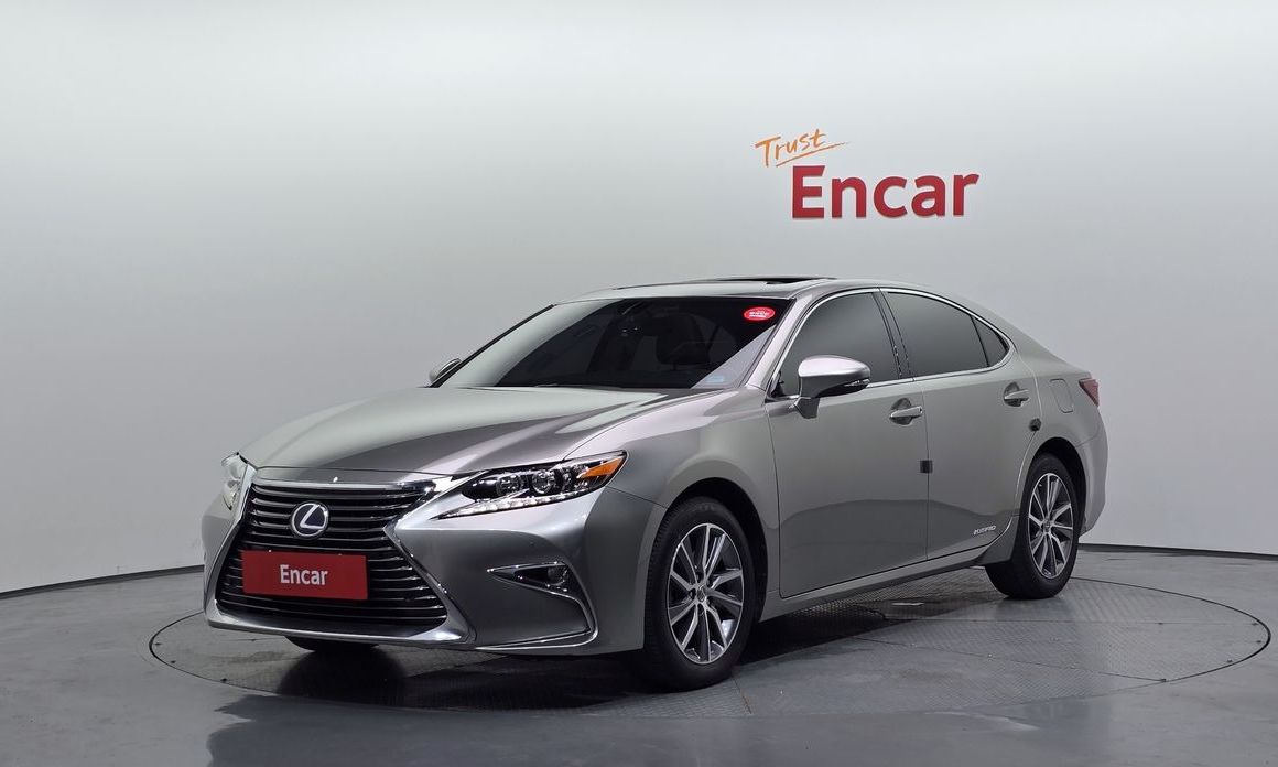 Lexus ES 2018