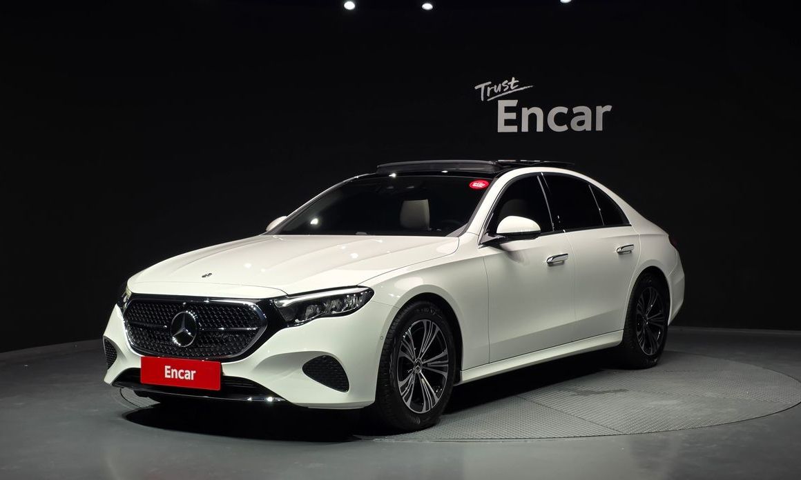 Mercedes-Benz E-Class 2025