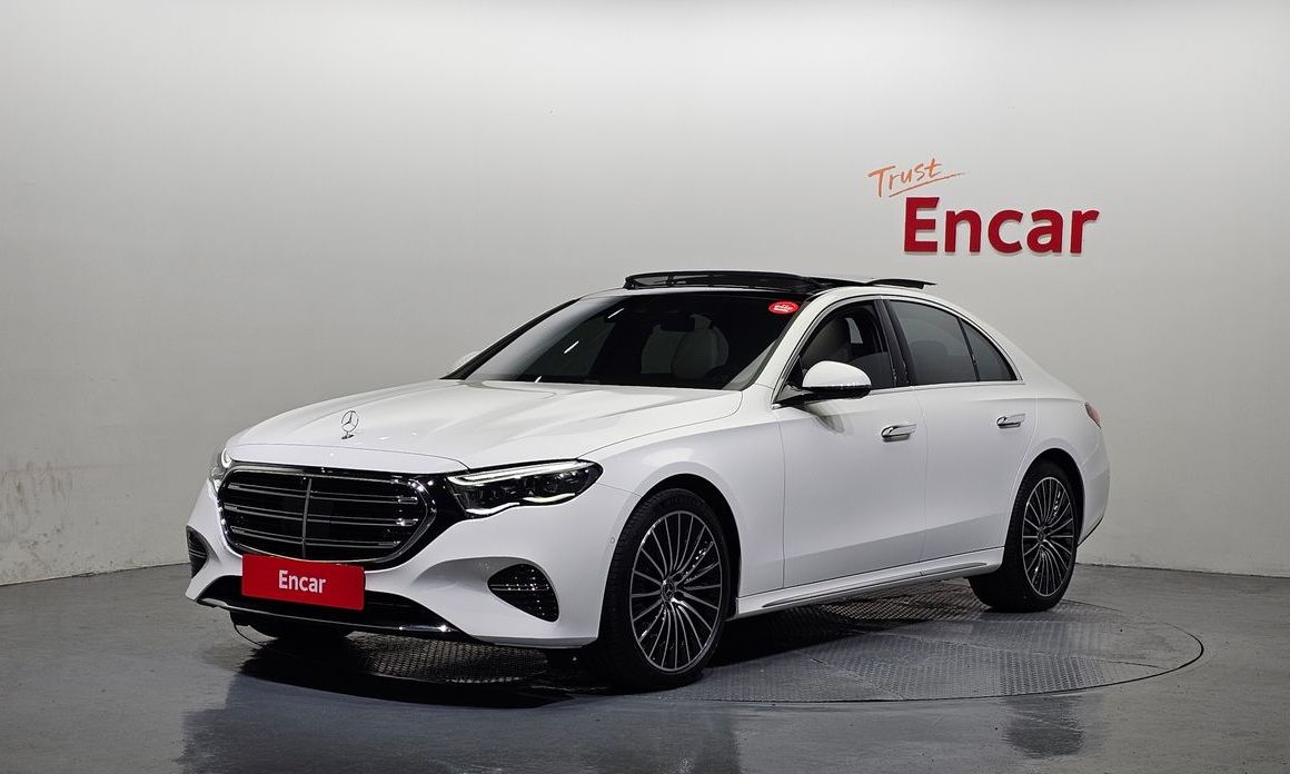 Mercedes-Benz E-Class 2025